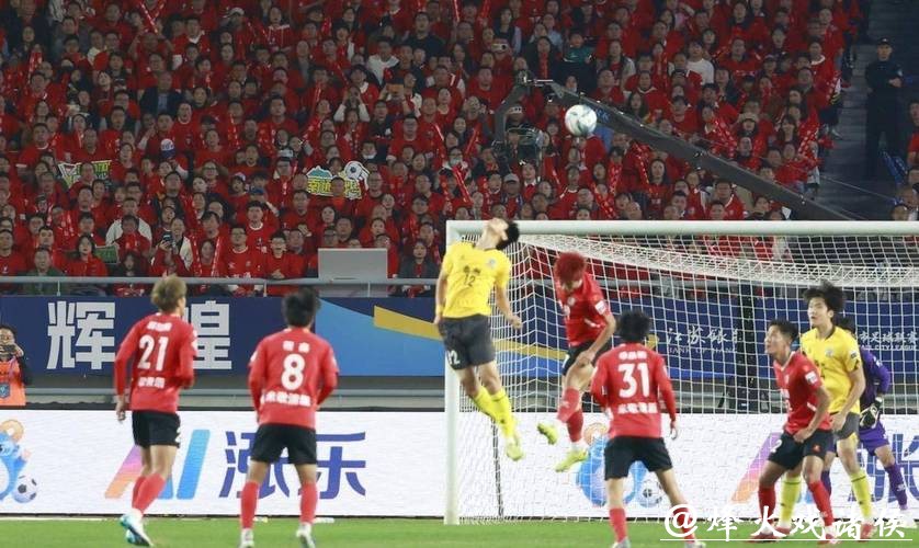 在线观看世界杯现场直播:精彩不断,赛事直击 在线观看世界杯现场直播:精彩不断,赛事直击